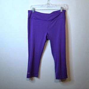 Under Armour Fitted Heat Gear Purple Capri Leggings Size Medium